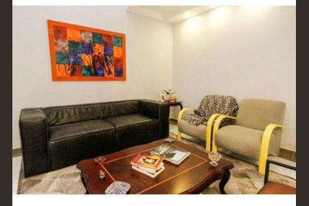 Apartamento à venda com 220m², 3 quartos e 5 vagasFoto 01