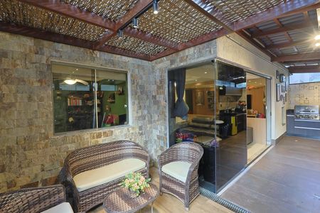 Apartamento à venda com 4 quartos, 230m² em Buritis, Belo Horizonte