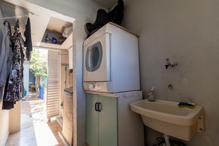 Casa à venda com 120m², 3 quartos e 1 vagaÁrea de Serviço