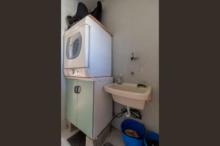 Casa à venda com 120m², 3 quartos e 1 vagaÁrea de Serviço