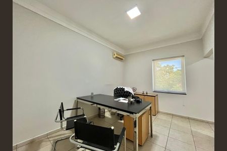 Casa para alugar com 280m², 4 quartos e 8 vagas Casa para alugar com 280m², 4 quartos e 8 vagasSuite 2