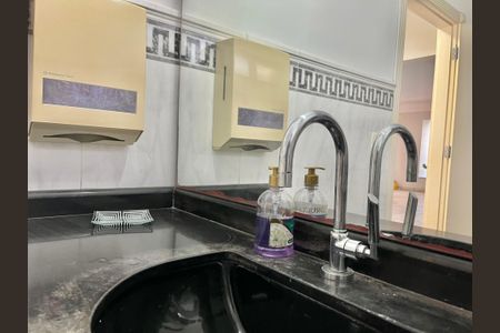 Casa para alugar com 280m², 4 quartos e 8 vagas Casa para alugar com 280m², 4 quartos e 8 vagasLavabo