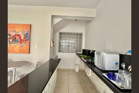 Casa para alugar com 280m², 4 quartos e 8 vagas Casa para alugar com 280m², 4 quartos e 8 vagasCozinha