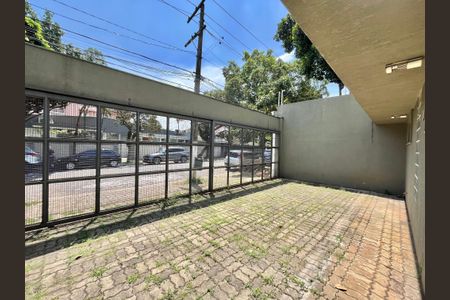 Casa para alugar com 280m², 4 quartos e 8 vagas Casa para alugar com 280m², 4 quartos e 8 vagasGaragem