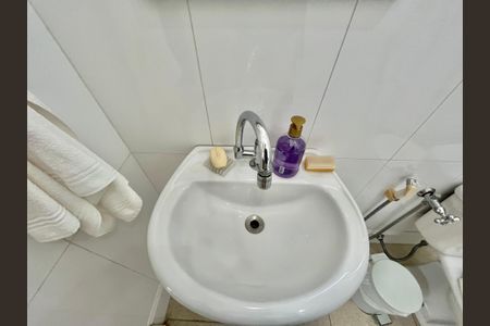 Casa para alugar com 280m², 4 quartos e 8 vagas Casa para alugar com 280m², 4 quartos e 8 vagasBanheiro da Suíte 1