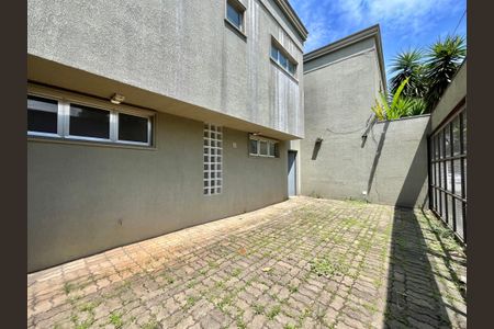 Casa para alugar com 280m², 4 quartos e 8 vagas Casa para alugar com 280m², 4 quartos e 8 vagasGaragem