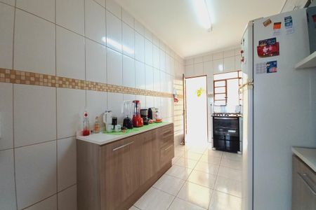 Casa à venda com 160m², 3 quartos e 2 vagas Casa à venda com 160m², 3 quartos e 2 vagasCozinha