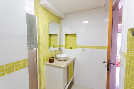 Apartamento à venda com 146m², 3 quartos e 4 vagas Apartamento à venda com 146m², 3 quartos e 4 vagasBanheiro