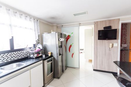 Apartamento à venda com 146m², 3 quartos e 4 vagas Apartamento à venda com 146m², 3 quartos e 4 vagasCozinha