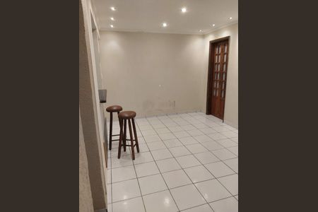 Apartamento à venda com 68m², 2 quartos e 1 vaga