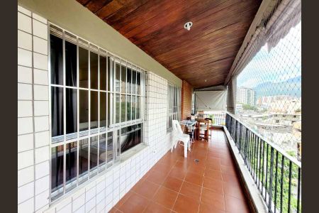 Apartamento à venda com 110m², 3 quartos e 1 vaga