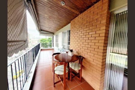 Apartamento à venda com 110m², 3 quartos e 1 vaga