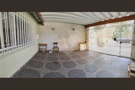 Casa à venda com 165m², 3 quartos e 2 vagas