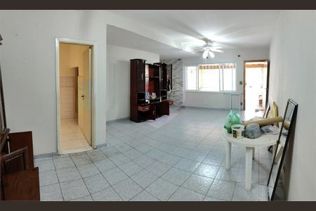 Casa à venda com 165m², 3 quartos e 2 vagas