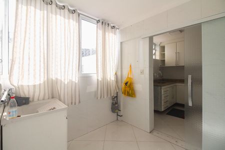 Apartamento à venda com 92m², 2 quartos e 1 vagaÁrea de Serviço 