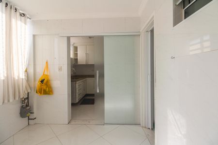 Apartamento à venda com 92m², 2 quartos e 1 vagaÁrea de Serviço 