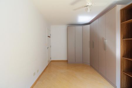 Apartamento à venda com 92m², 2 quartos e 1 vagaQuarto 