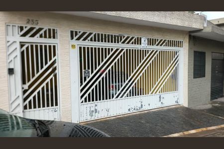 Casa à venda com 139m², 2 quartos e 2 vagas