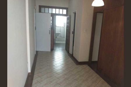 Apartamento à venda com 65m², 1 quarto e 1 vaga