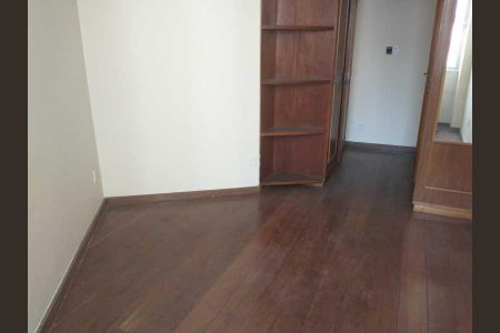 Apartamento à venda com 65m², 1 quarto e 1 vaga
