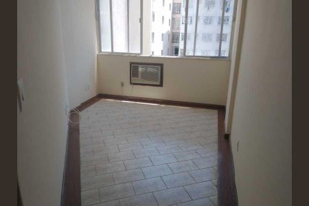 Apartamento à venda com 65m², 1 quarto e 1 vaga