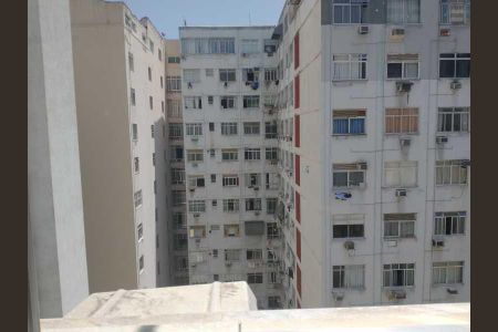 Apartamento à venda com 65m², 1 quarto e 1 vaga