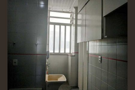 Apartamento à venda com 65m², 1 quarto e 1 vaga