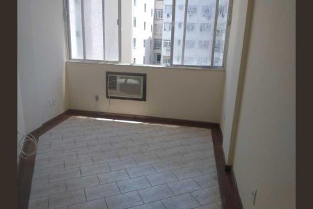 Apartamento à venda com 65m², 1 quarto e 1 vaga