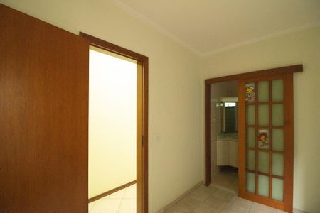 Casa à venda com 360m², 6 quartos e 2 vagas Casa à venda com 360m², 6 quartos e 2 vagasSuíte 1