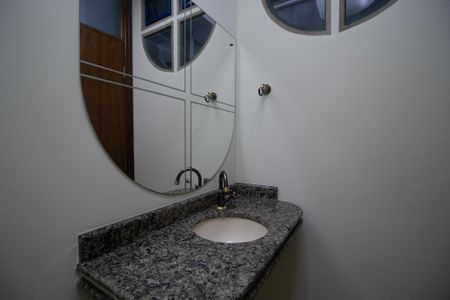 Casa à venda com 360m², 6 quartos e 2 vagas Casa à venda com 360m², 6 quartos e 2 vagasLavabo da Sala 1