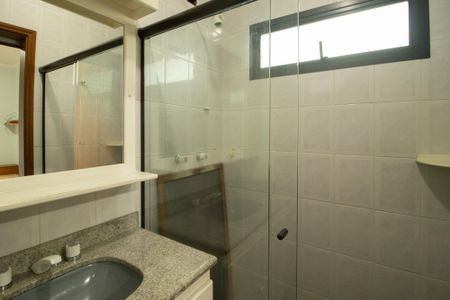 Casa à venda com 360m², 6 quartos e 2 vagas Casa à venda com 360m², 6 quartos e 2 vagasBanheiro da Suíte 3