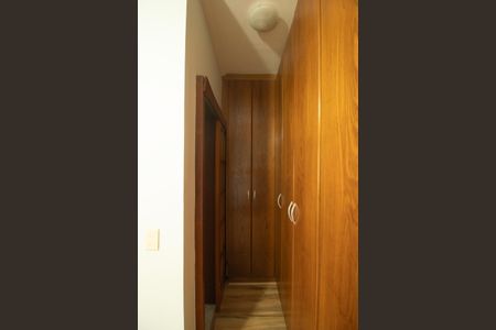 Casa à venda com 360m², 6 quartos e 2 vagas Casa à venda com 360m², 6 quartos e 2 vagasSuíte 4