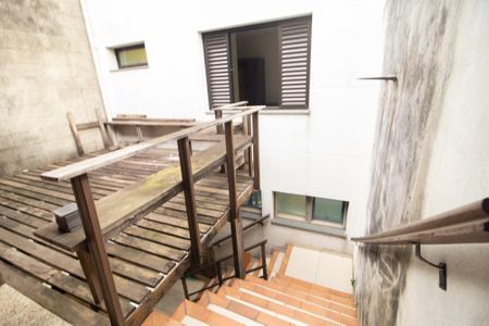 Casa à venda com 360m², 6 quartos e 2 vagas Casa à venda com 360m², 6 quartos e 2 vagasChurrasqueira