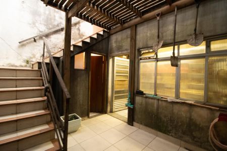 Casa à venda com 360m², 6 quartos e 2 vagas Casa à venda com 360m², 6 quartos e 2 vagasEdícula