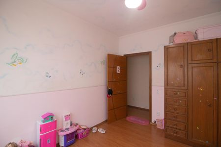 Casa à venda com 400m², 3 quartos e 2 vagas Casa à venda com 400m², 3 quartos e 2 vagasQuarto 1