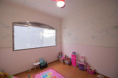 Casa à venda com 400m², 3 quartos e 2 vagas Casa à venda com 400m², 3 quartos e 2 vagasQuarto 1