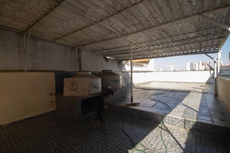 Casa à venda com 400m², 3 quartos e 2 vagas Casa à venda com 400m², 3 quartos e 2 vagasQuintal