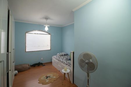 Casa à venda com 400m², 3 quartos e 2 vagas Casa à venda com 400m², 3 quartos e 2 vagasQuarto 3