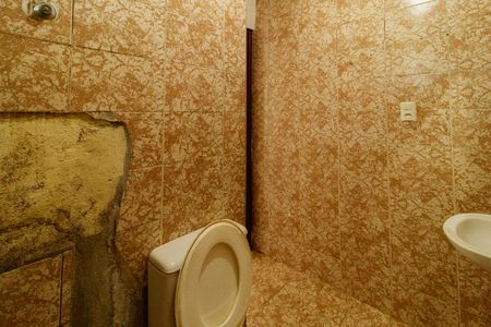 Apartamento para alugar com 48m², 2 quartos e 1 vaga Apartamento para alugar com 48m², 2 quartos e 1 vagaBanheiro