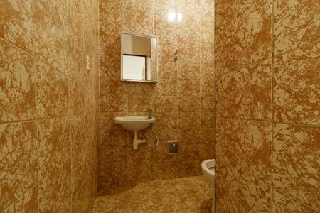 Apartamento para alugar com 48m², 2 quartos e 1 vaga Apartamento para alugar com 48m², 2 quartos e 1 vagaBanheiro