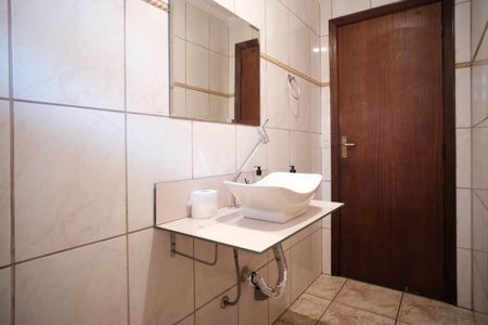 Casa à venda com 190m², 2 quartos e 5 vagasLavabo