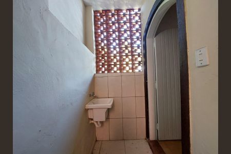 Casa para alugar com 40m², 1 quarto e sem vagaÁrea de Serviço