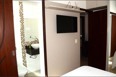 Casa à venda com 360m², 3 quartos e 4 vagasQuarto Suíte