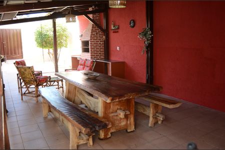 Casa à venda com 360m², 3 quartos e 4 vagasÁrea gourmet