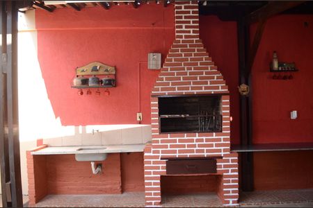 Casa à venda com 360m², 3 quartos e 4 vagasÁrea comum - Churrasqueira