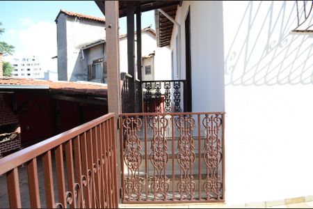 Casa à venda com 360m², 3 quartos e 4 vagasVaranda da Sala