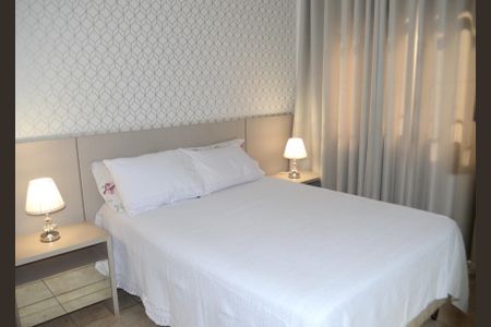 Casa à venda com 360m², 3 quartos e 4 vagasQuarto Suíte