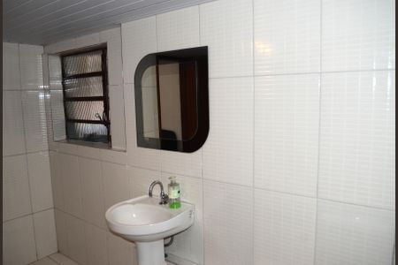 Casa à venda com 360m², 3 quartos e 4 vagasBanheiro de serviço