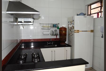 Casa à venda com 360m², 3 quartos e 4 vagasDetalhe da cozinha