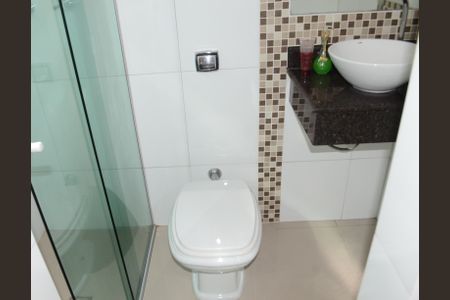 Casa à venda com 360m², 3 quartos e 4 vagasBanheiro da Suíte